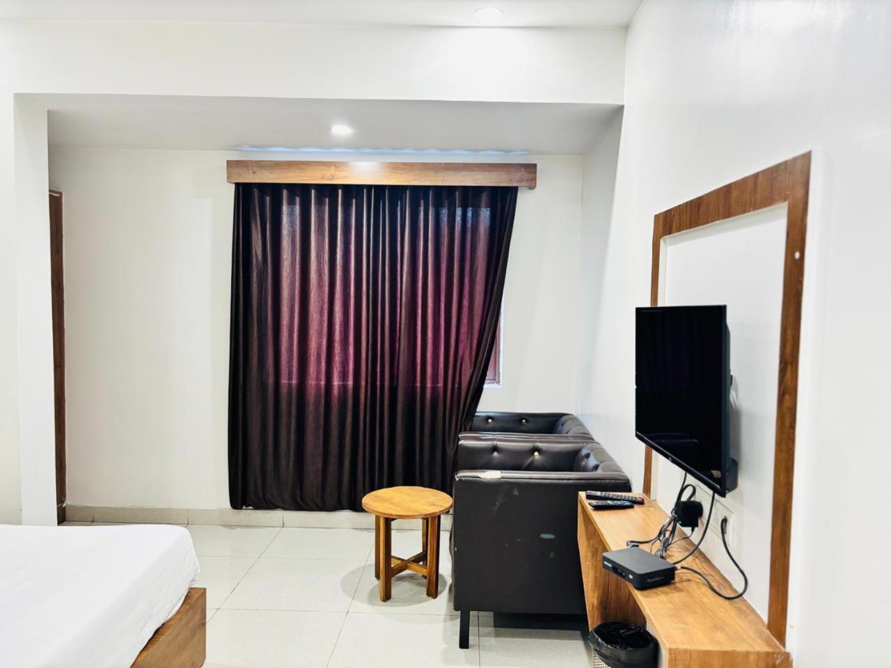Hotel Bg Inn Bengaluru Zewnętrze zdjęcie
