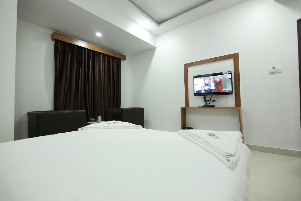 Hotel Bg Inn Bengaluru Zewnętrze zdjęcie