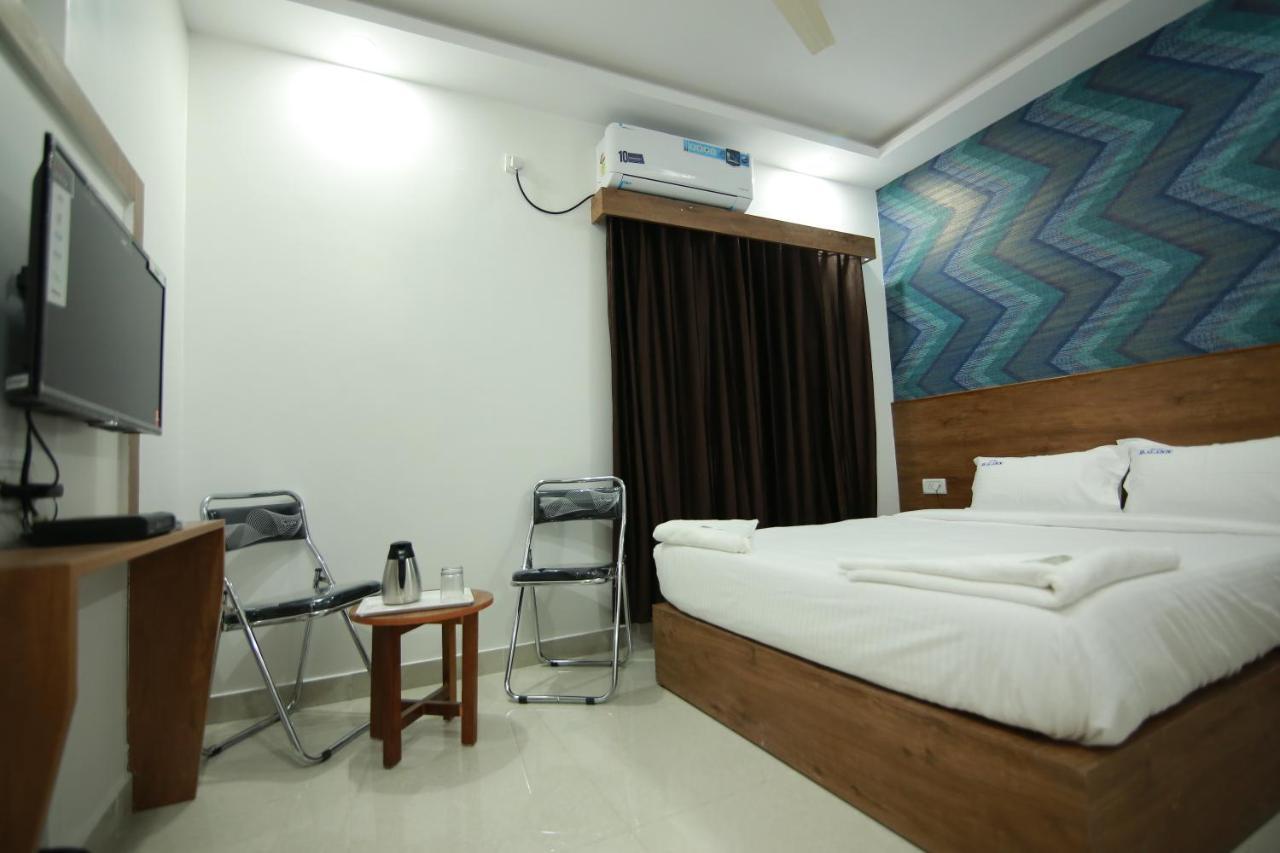Hotel Bg Inn Bengaluru Zewnętrze zdjęcie